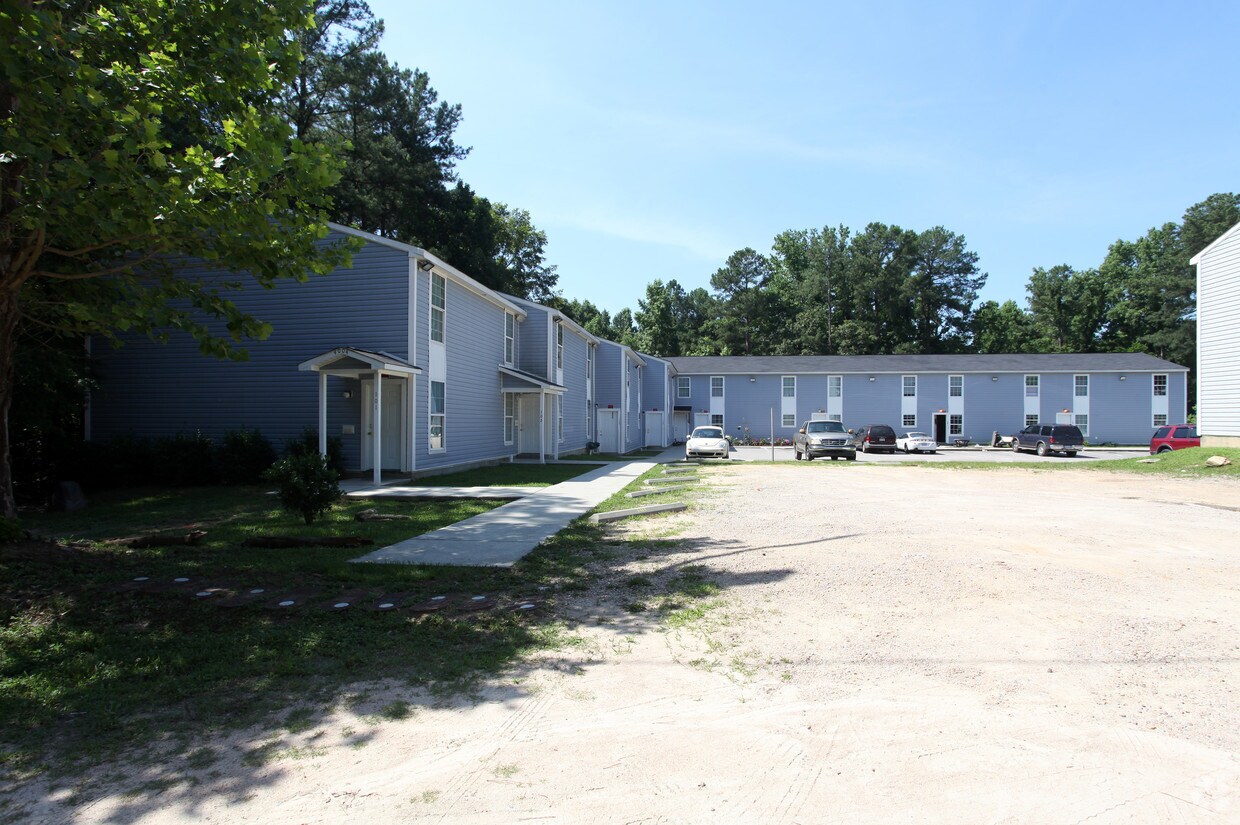 Primary Photo - 4004 Virginia St
