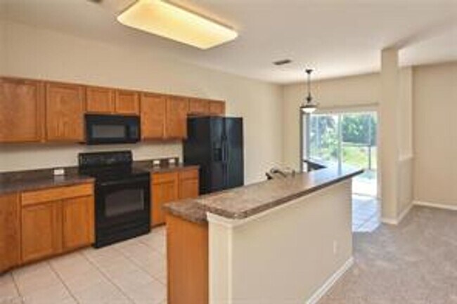 Foto del edificio - 1815 NW 24th Ave