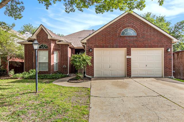 Foto del edificio - 2224 Heatherton Pl