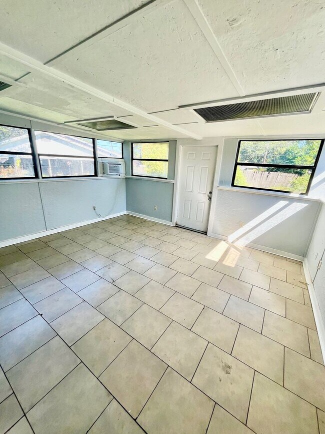 Foto del edificio - Norfolk