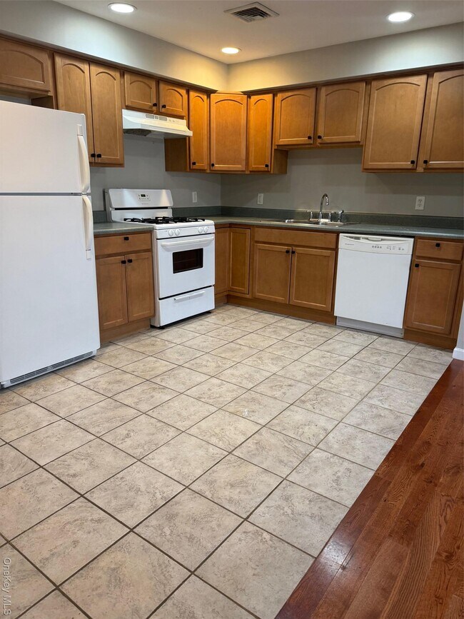 Foto del edificio - 129 New St