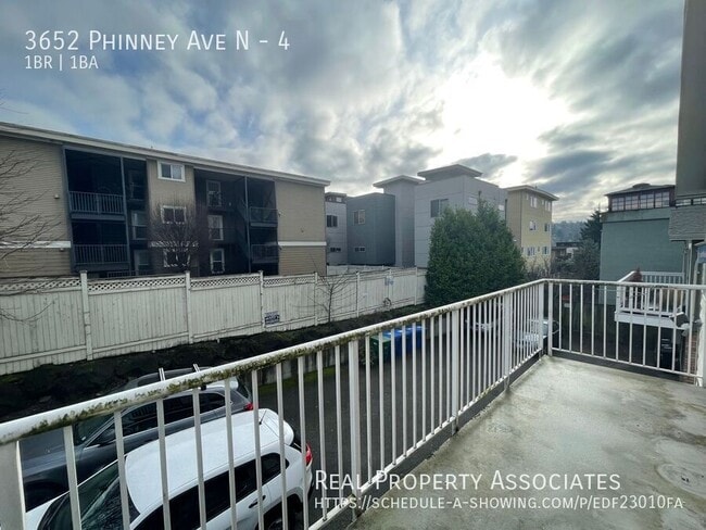 Building Photo - 3652 Phinney Ave N