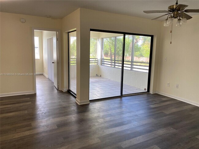 Building Photo - 1240 N Hiatus Rd