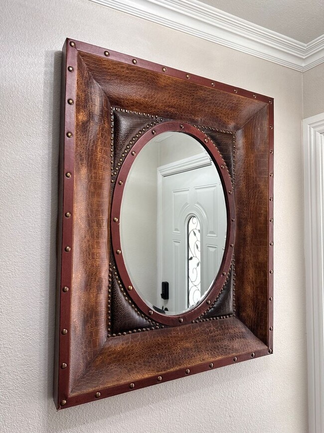 Building Photo - Beautiful fully furnished home with many leasing options available! Contact our office for pricin...