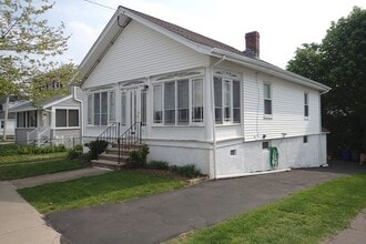 Building Photo - 1 Newton Ave