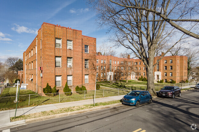 1521 28th Street SE - Apartments in Washington, DC | Apartments.com