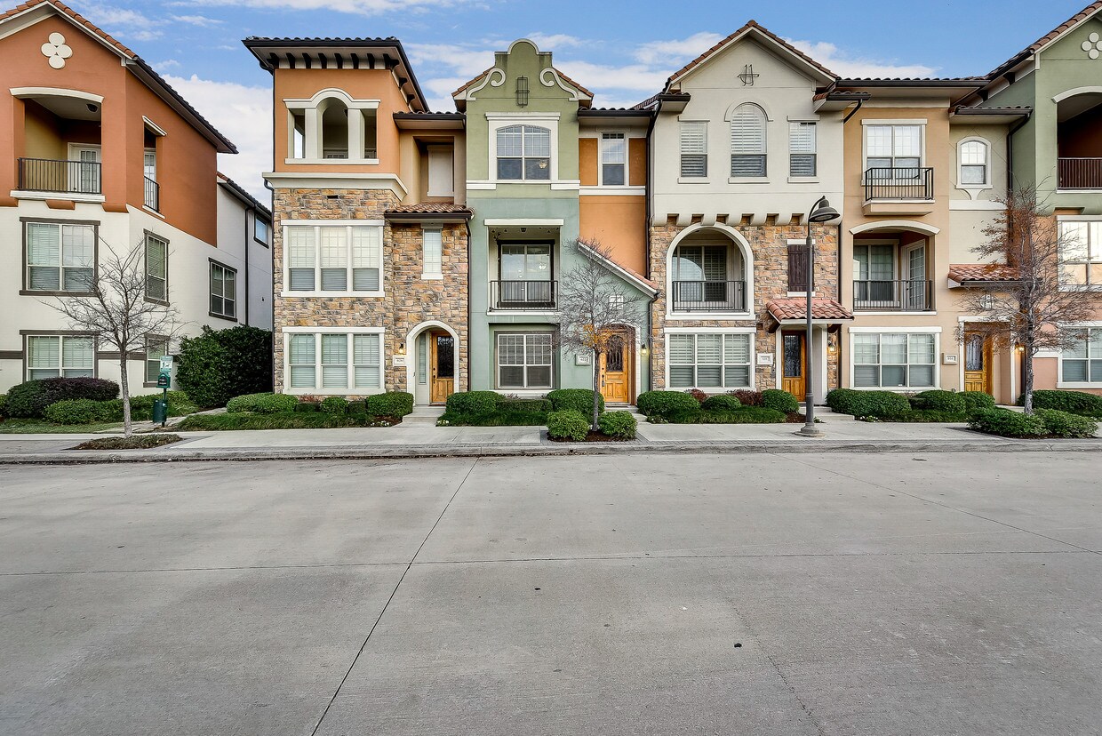 622 Arbol, Irving, TX 75039 Townhome Rentals in Irving TX