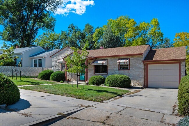 Otro ángulo. - 114 N Foote Ave