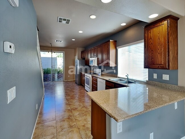 Foto del edificio - 10382 September Flower St