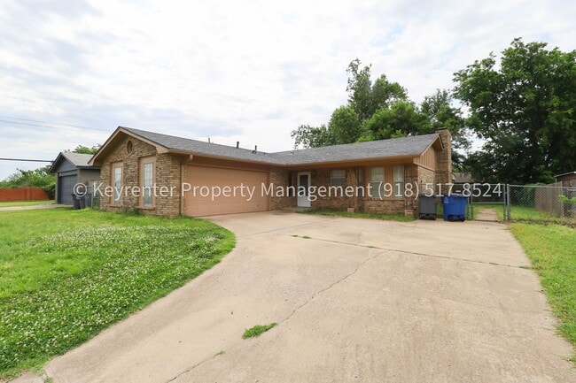Foto del edificio - East Tulsa 3 Bedroom Gem! Available for immediate move in!
