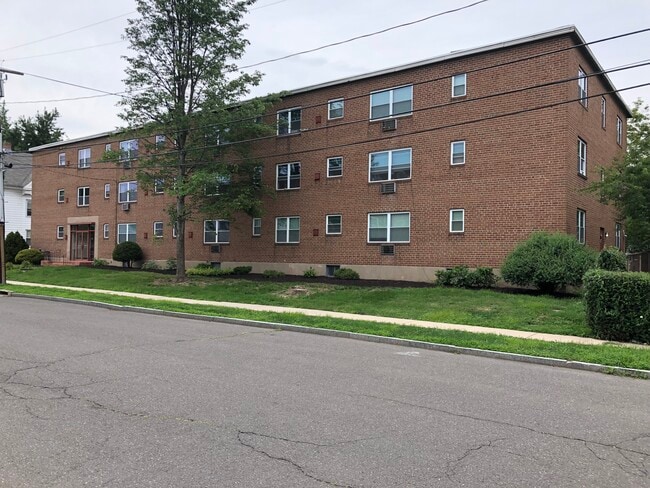 Building Photo - Fairview Street Apartments
