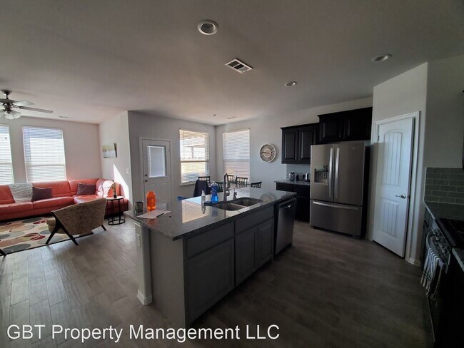 Building Photo - 3 br, 2 bath House - 1408 Pavilion Pkwy