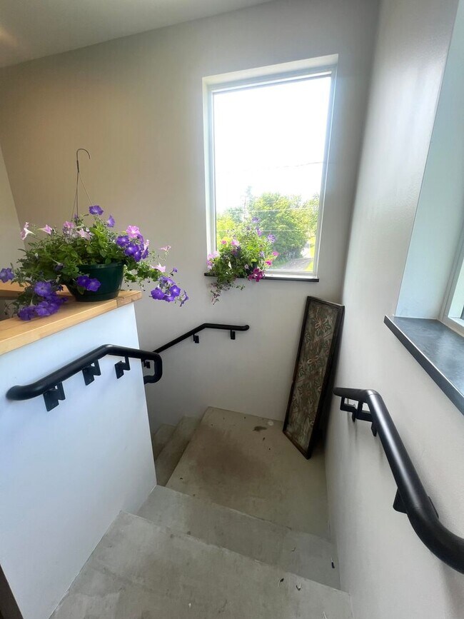 Foto del edificio - Available August 1st! - New Construction 3...