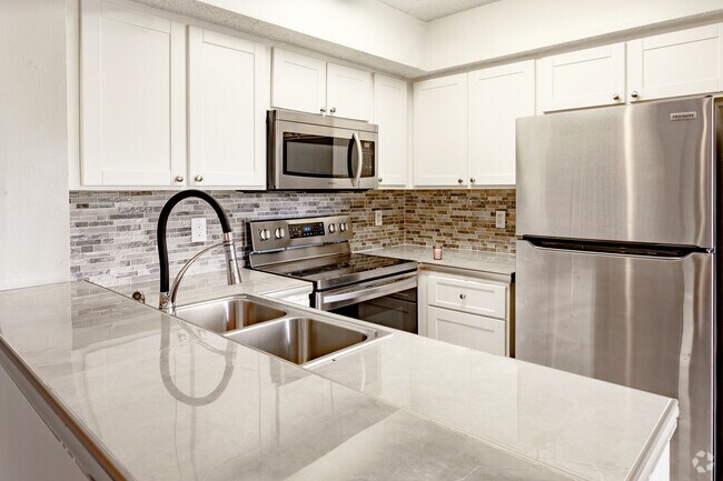 2BR, 2BA - 110 METROS CUADRADOS - Cocina - Mission Lakes