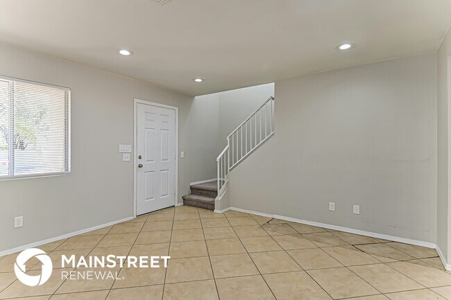 Foto del edificio - 5632 S Vine Ave