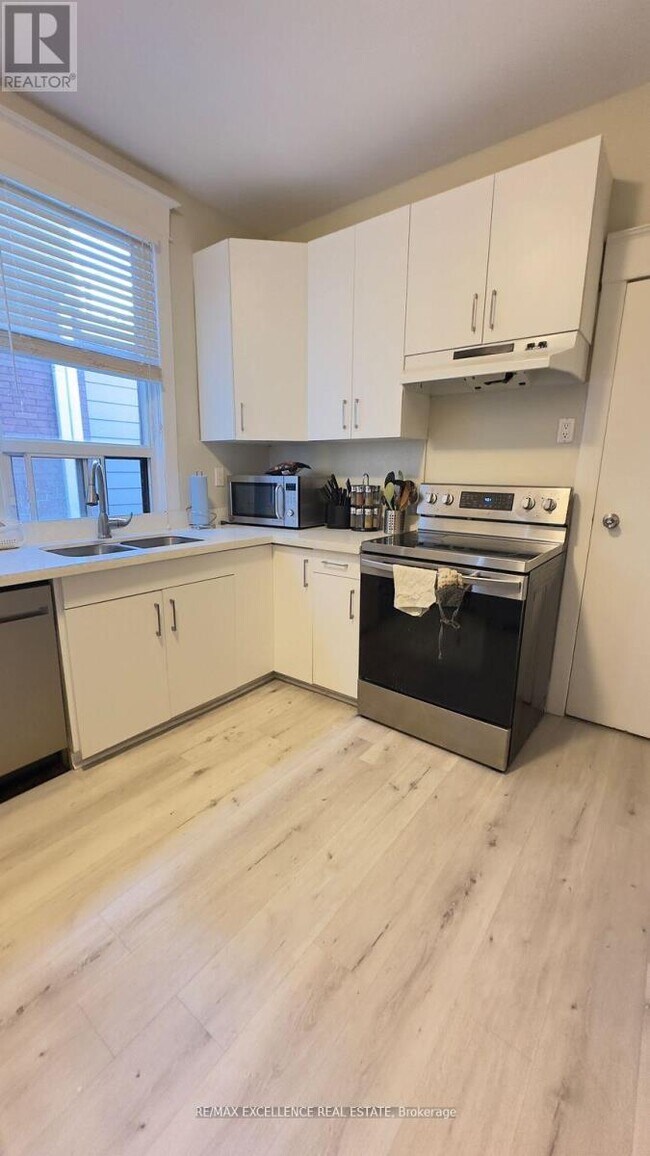 Photo du bâtiment - 25 Barnesdale Ave S