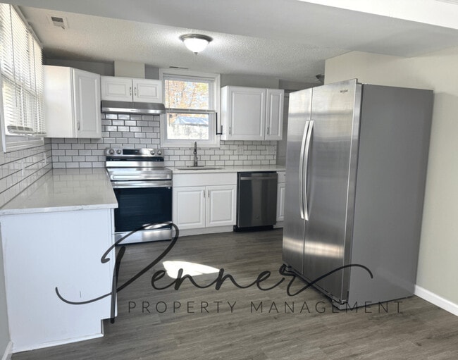 Building Photo - 18406 Shoshone Dr