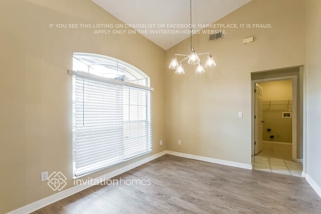 Foto del edificio - 8523 Sunsprite Ct