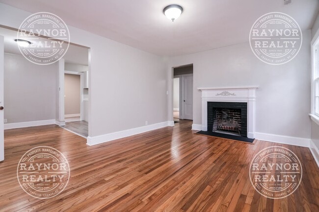 Building Photo - Charming Home in Rocky Mount