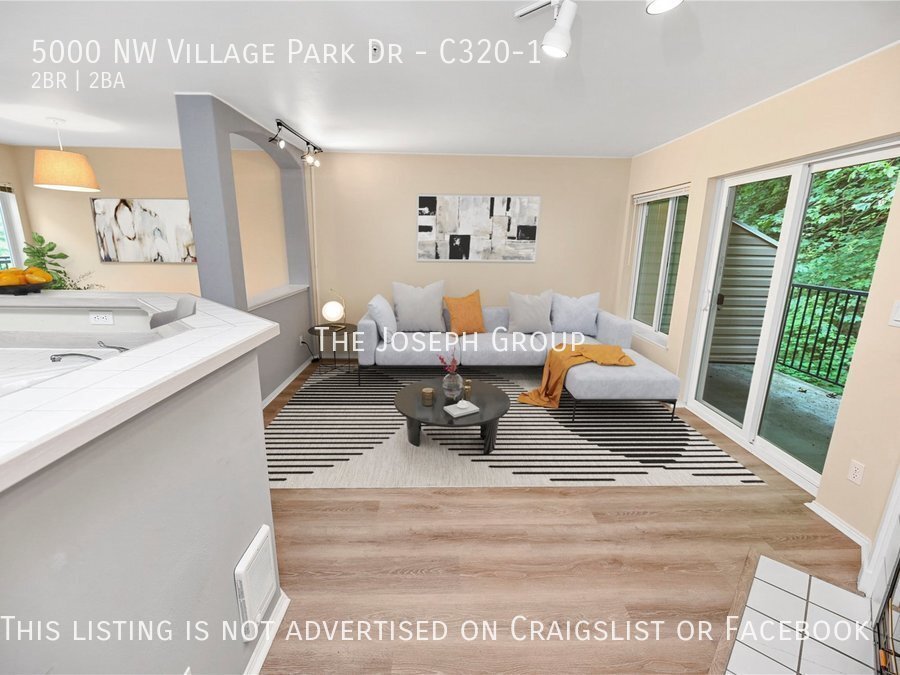 Primary Photo - Top floor condo in the highly desirable Vi...