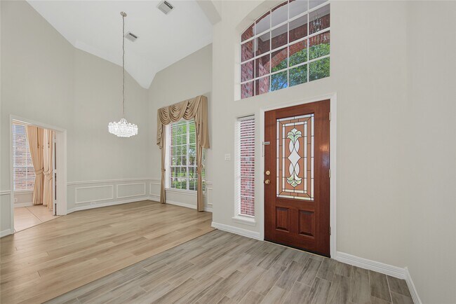 Foto del edificio - 5807 Bayberry Way