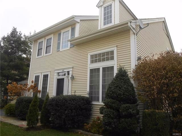 Building Photo - 142 Classic Ct