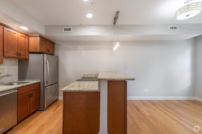 15F KITCHEN - 13-15 Grove St.