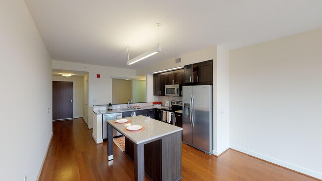 Interior Photo - Capitol View on 14th