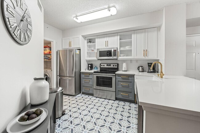 Foto del edificio - 11790 St Andrews Place