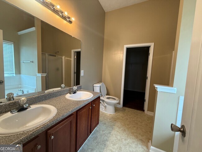 Building Photo - 3745 Sidda Way