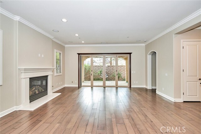 Building Photo - 116 Bridle Path