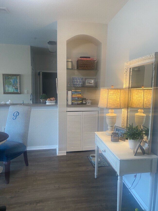 Foto del edificio - 1225 Lake Shadow Cir