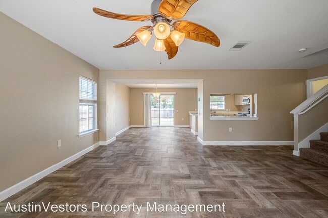 Building Photo - 3 br, 2.5 bath House - 7540 Springtime Trl