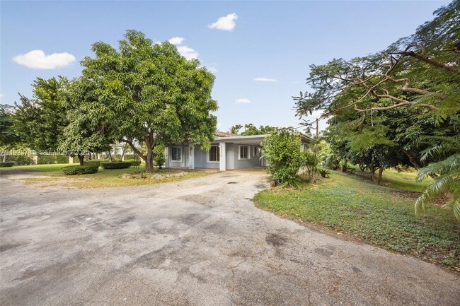 Building Photo - 9340 SW 174th St