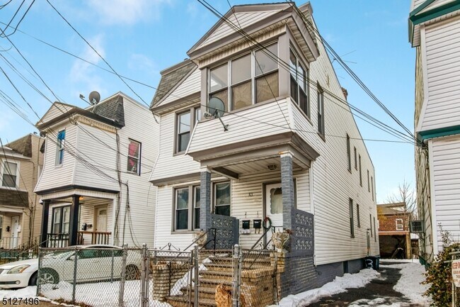 Foto del edificio - 83 Grace St