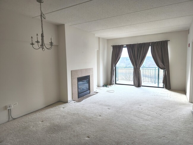 Foto del edificio - 6420 Double Eagle Dr
