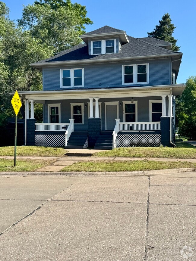 Building Photo - 1229 9th Ave