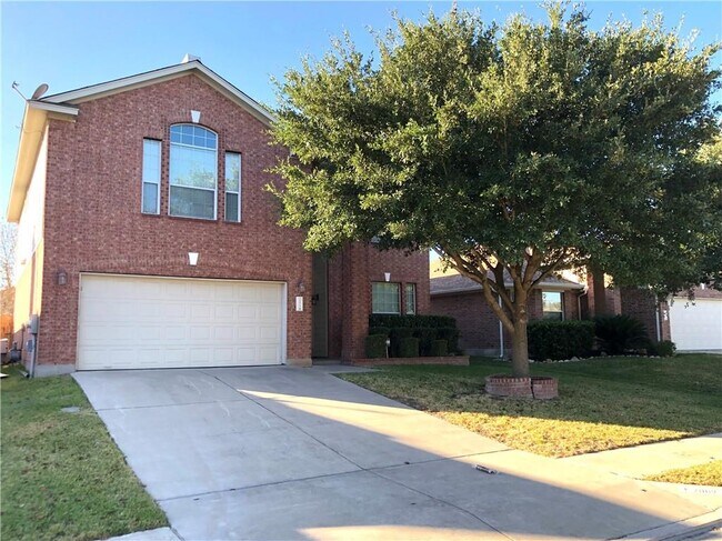 Foto del edificio - 20625 Farm Pond Ln