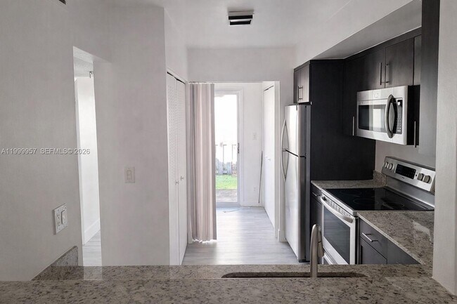 Foto del edificio - 2831 Pierce St