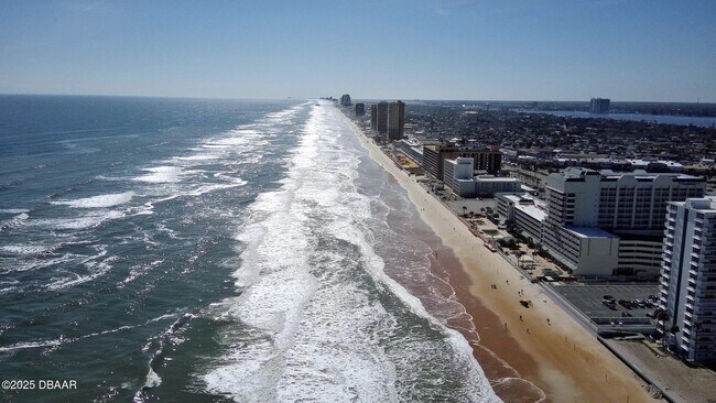 Foto del edificio - 2828 N Atlantic Ave