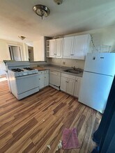 Building Photo - 17 Union Ave