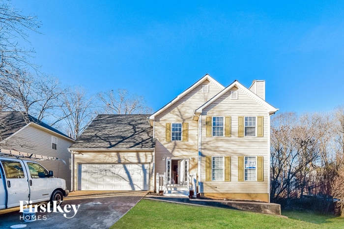 Primary Photo - 405 Twin Brook Way NW