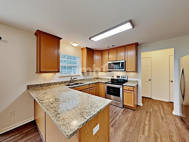 Foto del edificio - 803 Wesley Alan Ln