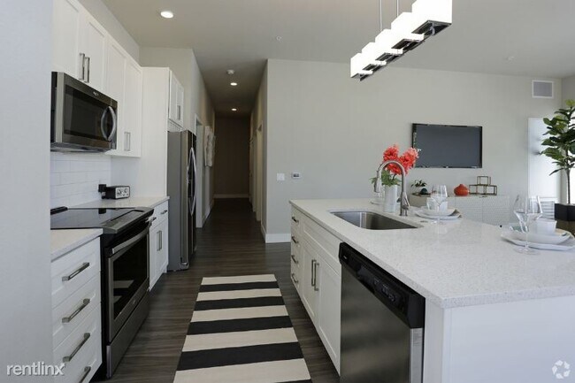 Foto del edificio - 9380 E Mineral Ave