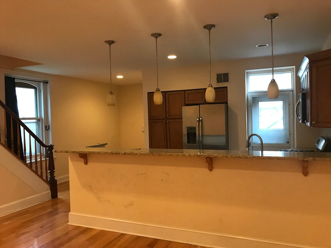 kitchen - 313 S 17th St