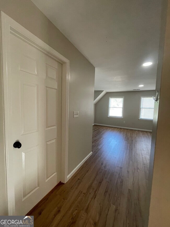 Building Photo - 50 Fairfield Rd