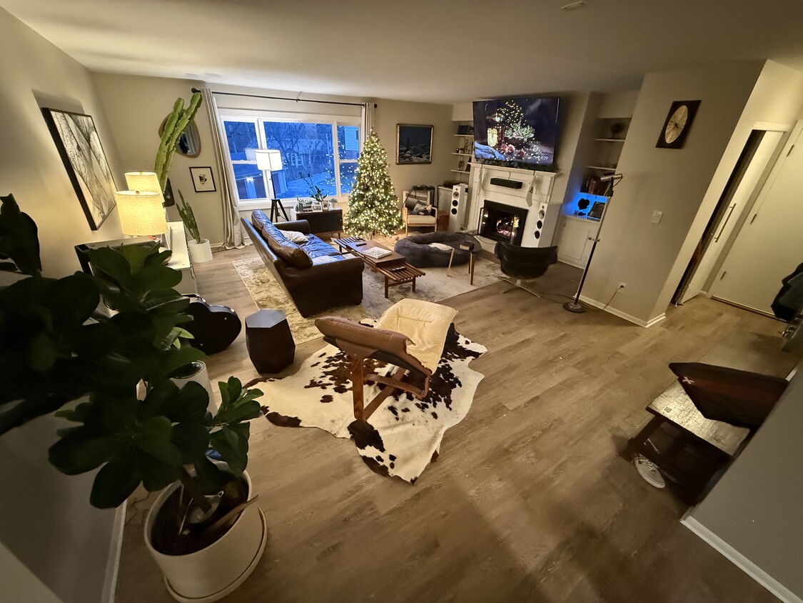 Foto principal - 13360 W Bluemound Rd