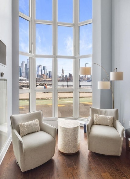 Foto del edificio - 1125 Maxwell Ln