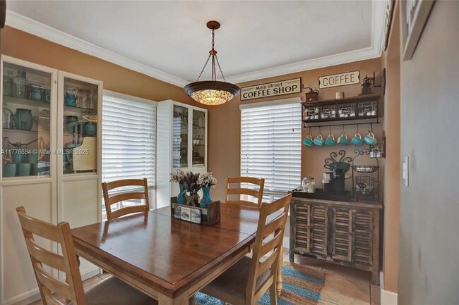 Foto del edificio - 848 Brickell Key Dr