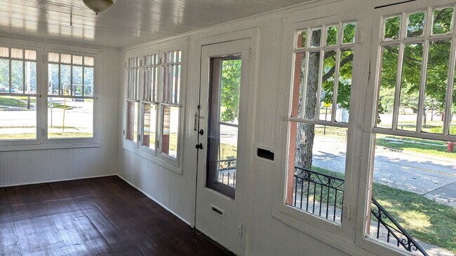 Foto del edificio - 1784 Hoyt St